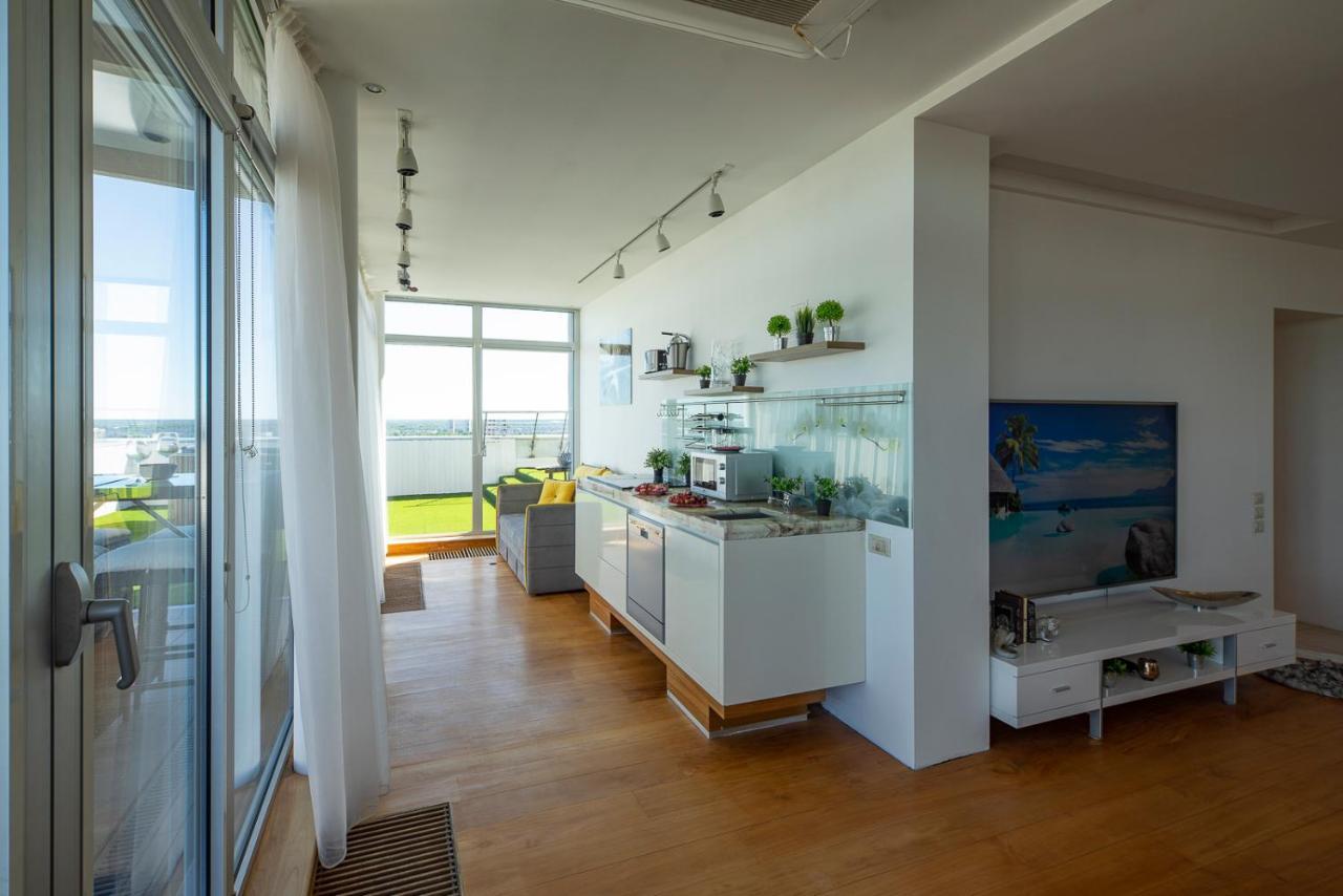 Skyhouse Riga Private Penthouse And Spa Εξωτερικό φωτογραφία